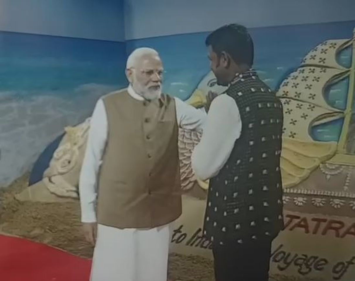 PM Modi praises Sudarsan Pattnaik for his ‘Bali Yatra’ sand art at India Maritime week in Mumbai