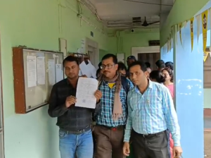 Medinipur BLOs protest SIR data entry work, submit memorandum to BDO