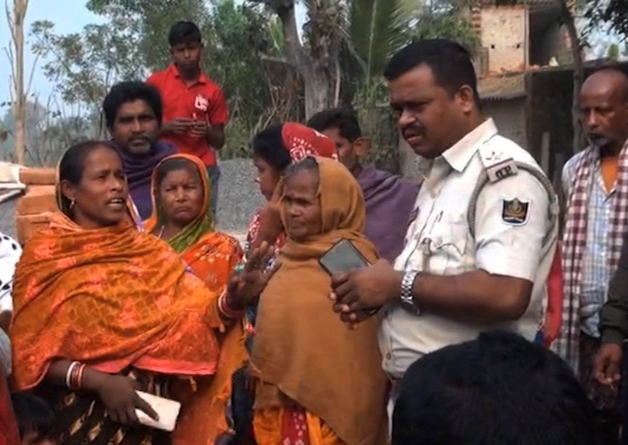 Clash erupts between two villages in Mayurbhanj over Anganwadi Centre Clash erupts between two villages in Mayurbhanj over Anganwadi Centre